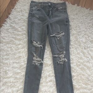 American Eagle Outfitters Gray Distressed Skinny Jeans